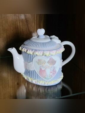 Vintage Precious Moments Pastel Heart Teapot with Children Illustration